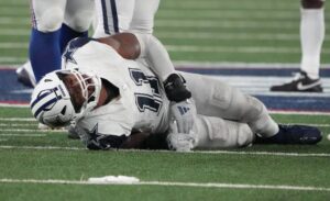 Cowboys' Micah Parsons Shares 3 Words with Dak Prescott About His Painful Ankle Injury