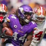 NFL-San-Francisco-49ers-at-Minnesota-Vikings-24243806