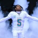 Jets-Dolphins-Football-6_1751294631