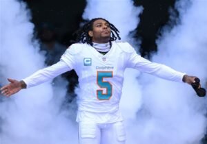 Jets-Dolphins-Football-6_1751294631