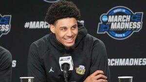 images_ImagnImages_mmsport_wolverine_digest_01kmnrqcczjg5w9jvmr3