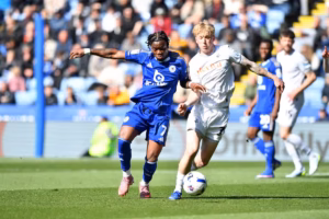 1_Abdul-Fatawu-Leicester-City-with-Melker-Widell-of-Swansea-City