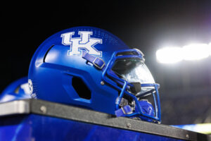 NCAA Football: Akron at Kentucky