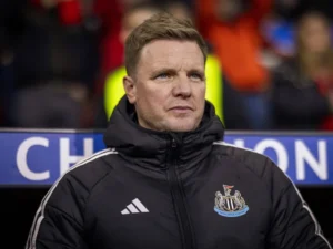 https___sportsmole-media-prod.s3.gra.io.cloud.ovh.net_uploads_2025_12_moritz-muller-newcastle-manager-eddie-howe-looks-on-on-december-10-2025-6939f4726ef45487203824