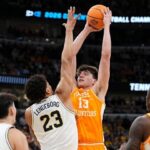 images_ImagnImages_mmsport_volunteer_country_01knvrch99qdn382y6mh