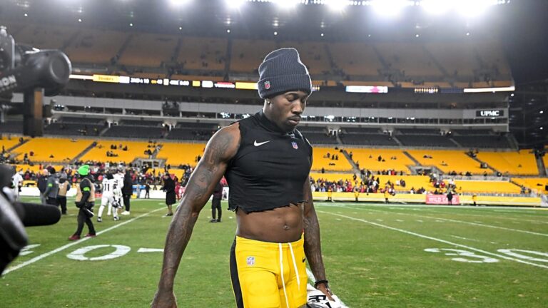 jan-12-2026-pittsburgh-pa-usa-pittsburgh-steelers