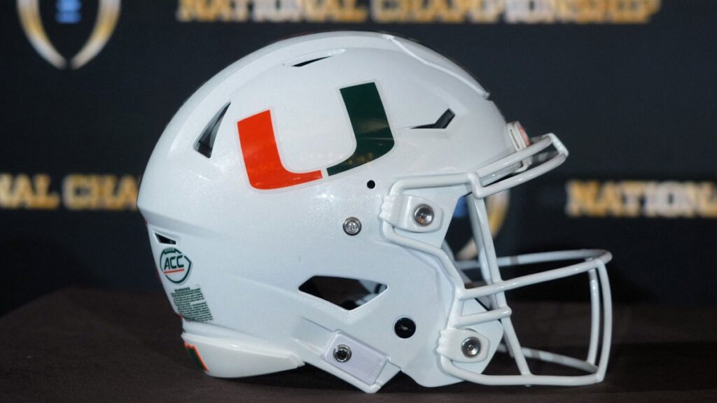 4-star-RB-picks-Hurricanes-over-Ole-Miss-Florida-State
