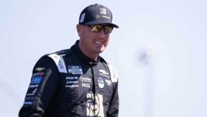 Kyle-Busch_6e774d