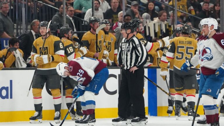 Nathan-MacKinnon-4
