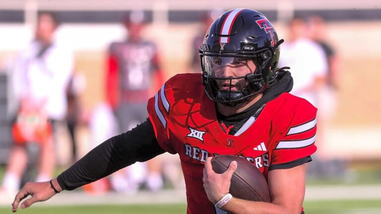 brendan-sorsby-runs-ball-during-texas-tech